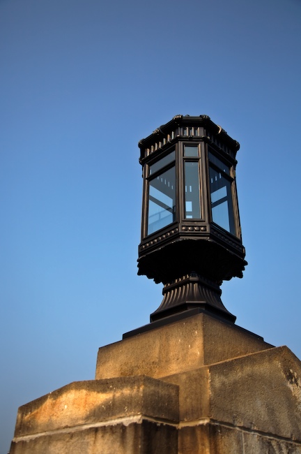 1099 - A Congress Crown