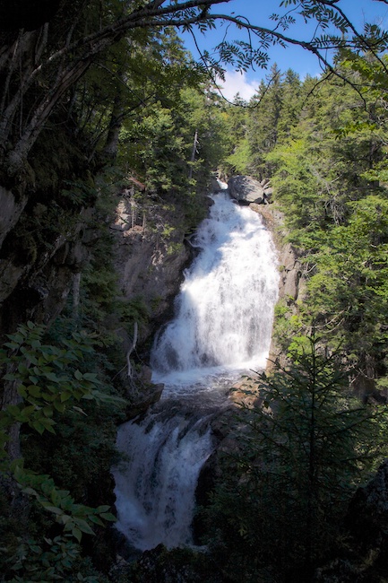 3121 - Crystal Cascades