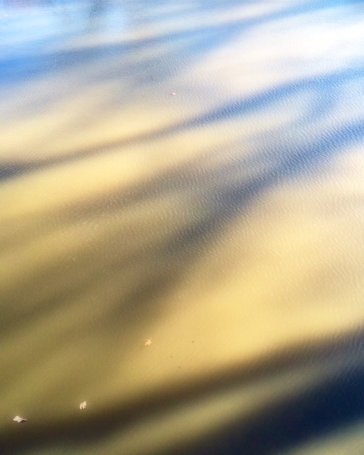 3052 - Adrift on Ripples