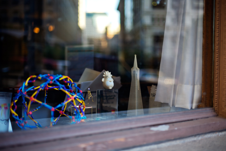 1009 - A Display of Diversion