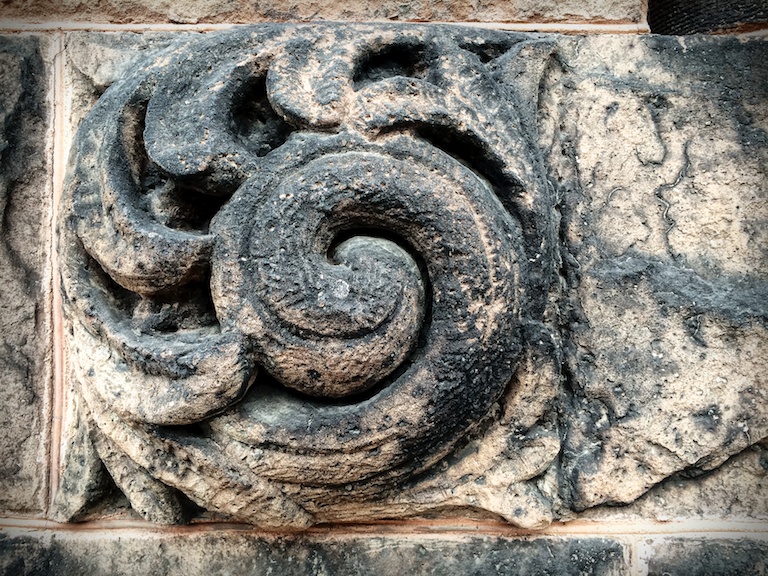 3043 - Fiddlehead Flourish