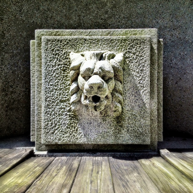 2958 - Museum Guardian