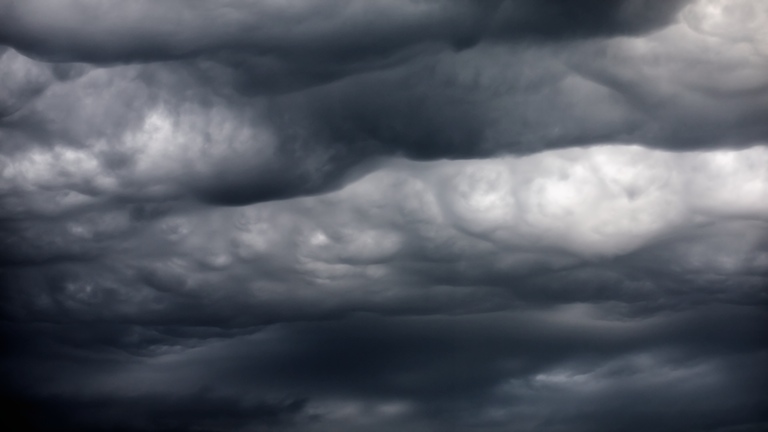 1374 - Rolling to Rain