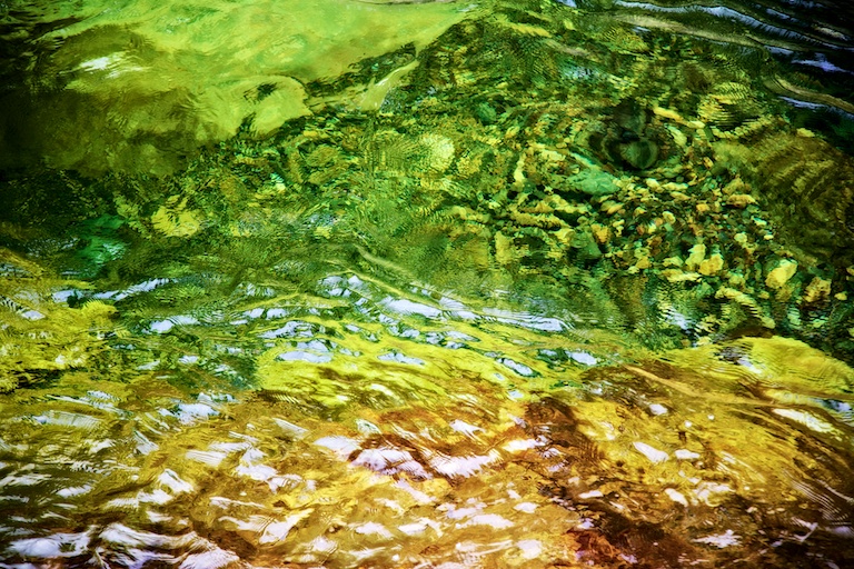 3126 - Rippled Transparency