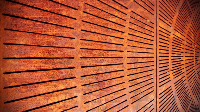 1387 - Rusted Perspective