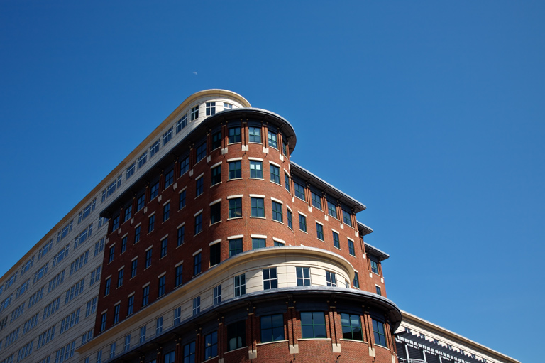 1007 - Stacked Structure