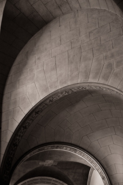 1061 - Vaulted Veneration